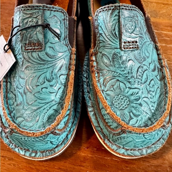 Ariat Blue and Brown Western Floral Loafers Sz 6 - Picture 11 of 12